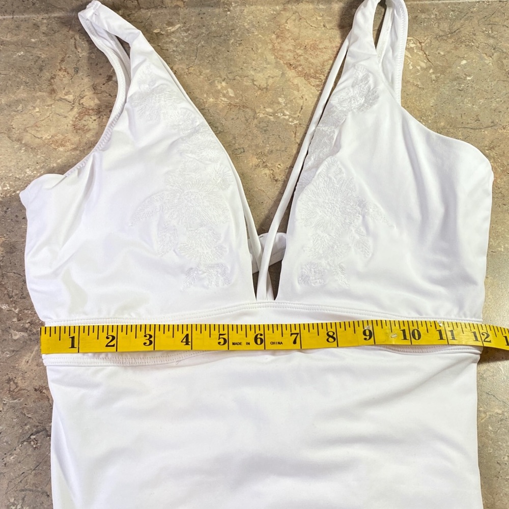 NWT O’NEILL Summer Lovin Swimsuit (L) - Picture 5 of 9